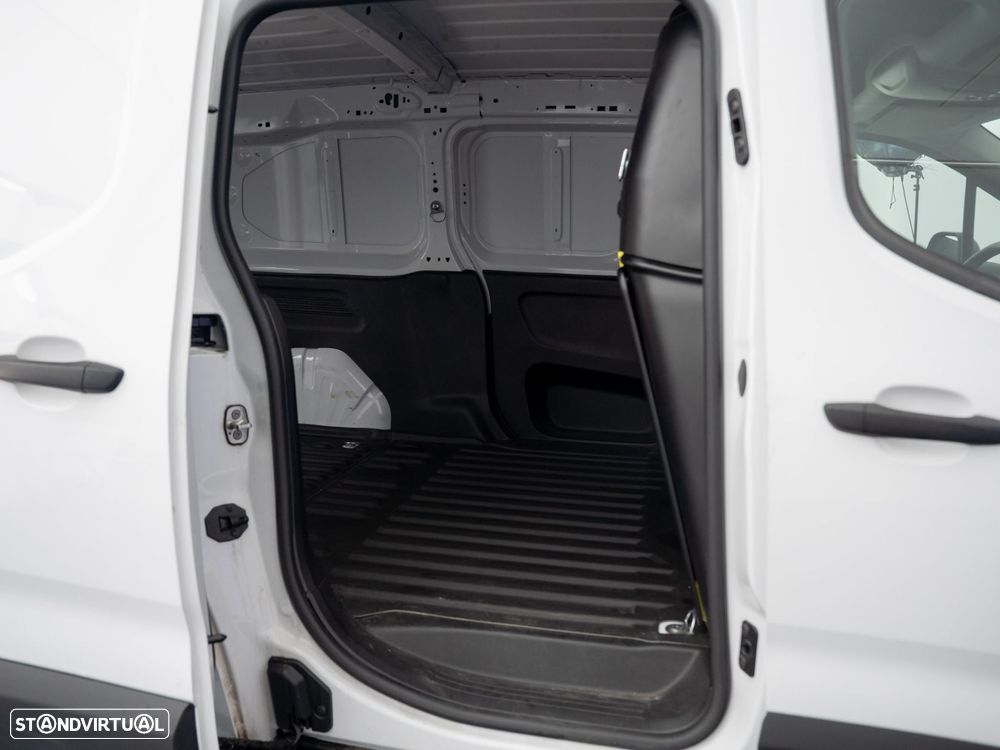 Opel Combo Cargo 1.5 CDTi L2H1 AT8 - 10