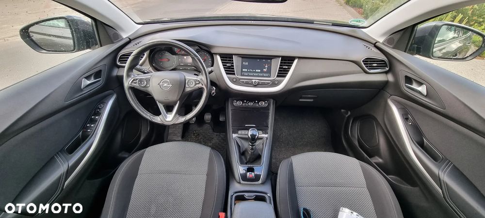 Opel Grandland X 1.2 Start/Stop INNOVATION - 6