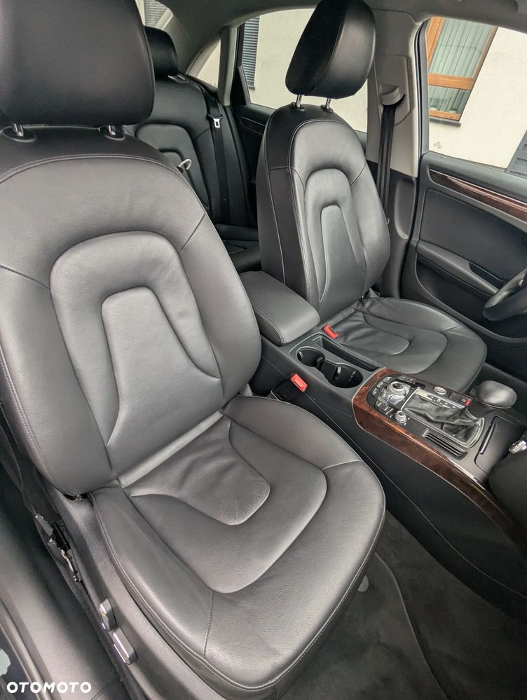 Audi A4 Limousine - 5