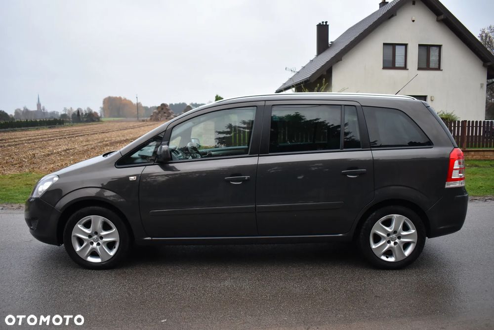 Opel Zafira - 4