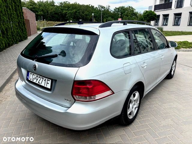 Volkswagen Golf 1.9 TDI DSG DPF Trendline - 4