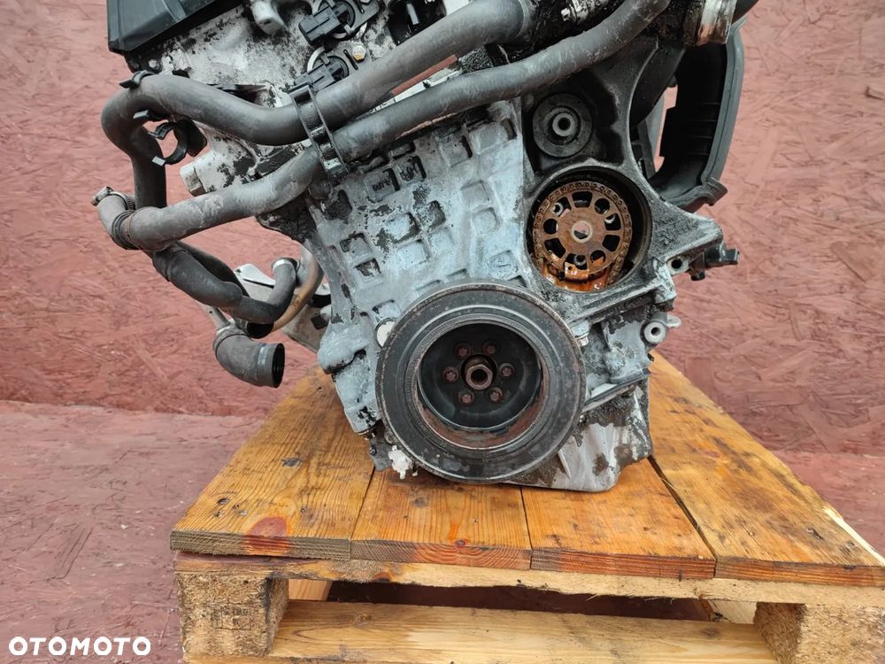BMW E60 LCI / E61 LCI / E63 LCI / E64 LCI / E90 / E90 LCI / E91 / E91 LCI / E92 / E92 LCI / E93 / E93 LCI. ORYGINALNY KOMPLET SŁUPEK SILNIKA N53B30 + KOLEKTOR SSĄCY + CZUJNIKI WAŁA I WAŁU. O NR: 0 421 310 / 7 523 912 / 7 567 641 OEM. BARDZO DOBRY STAN TECHNICZNY PO PRZEBIEGU 190 TYŚ KM - 6