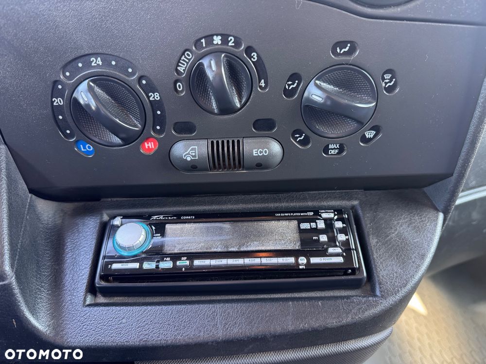 Iveco Daily 35S12 Średni - 22