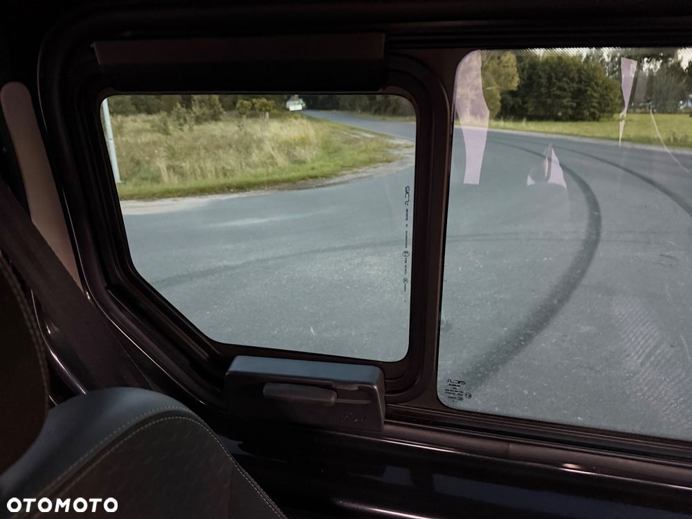 Opel Vivaro - 17
