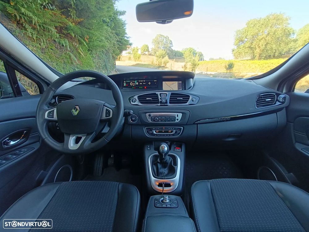 Renault Scénic 1.5 dCi Exclusive SS - 32