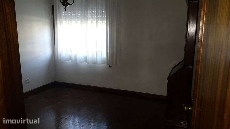 T2 com garagem box (Rio Tinto, Forno, perto da Areosa) - View 4