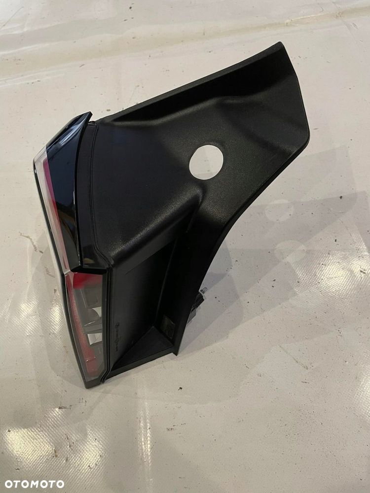 tesla 3 lift lampa tylna lewa + klapka ładowania - 14