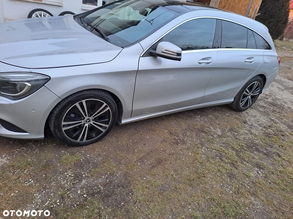 Mercedes-Benz CLA 180 d 7G-DCT Peak Edition - 4