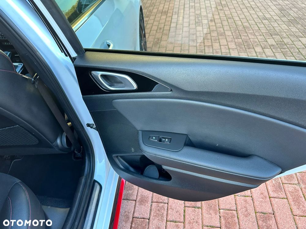 Kia ProCeed 1.6 T-GDI DCT7 OPF GT - 20