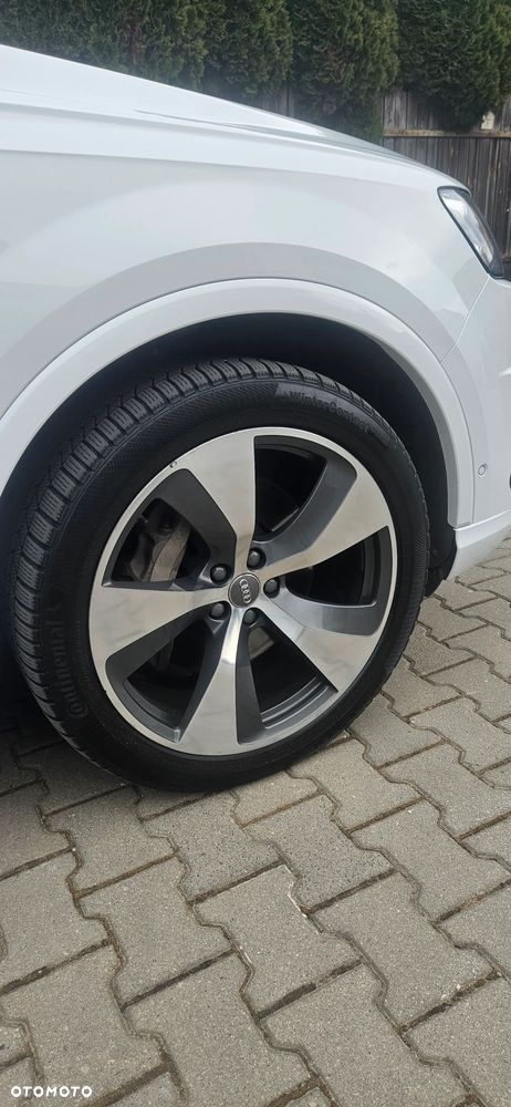 Audi Q7 - 11