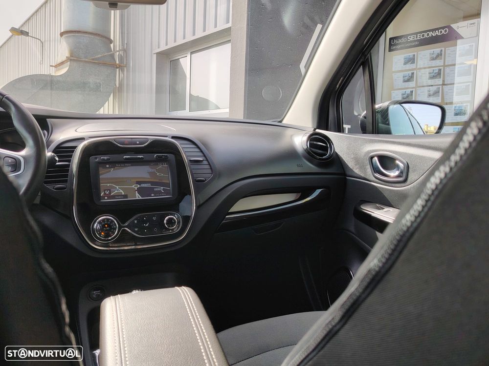 Renault Captur 1.5 dCi Exclusive - 14