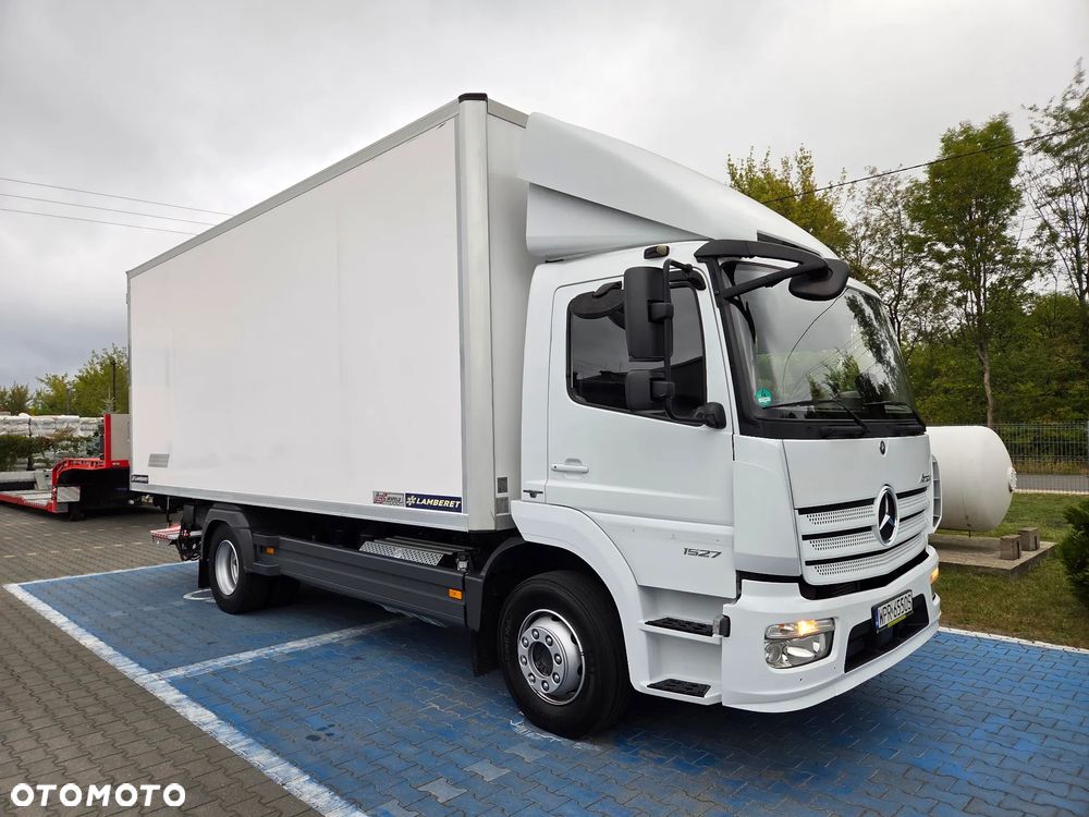 Mercedes-Benz Atego 1527