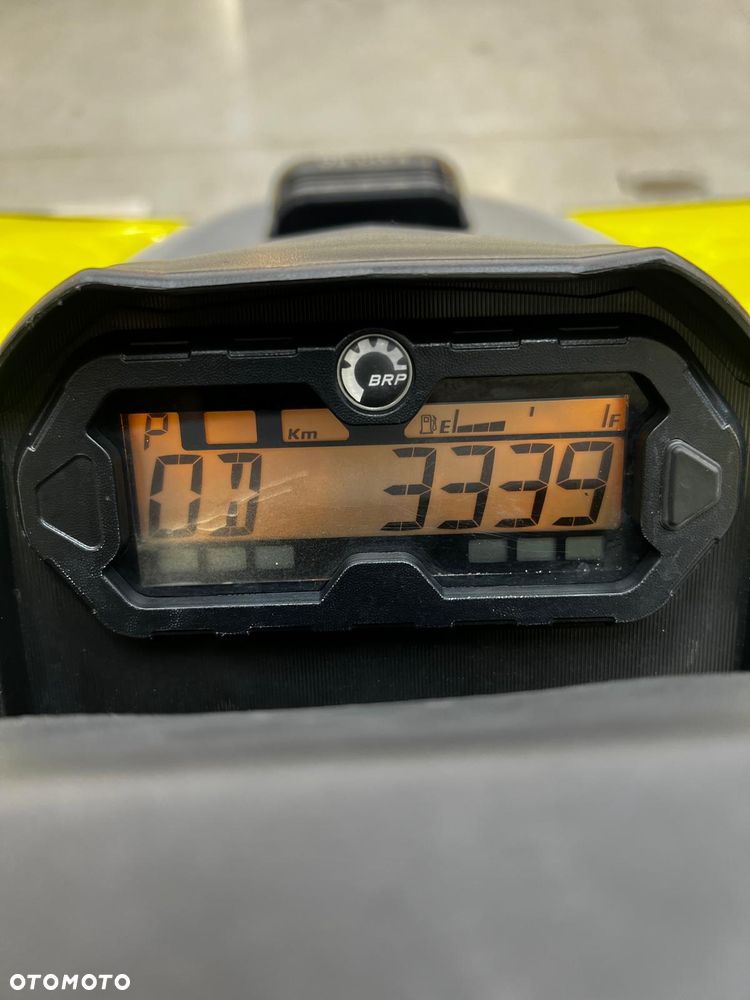Can-Am Renegade - 5
