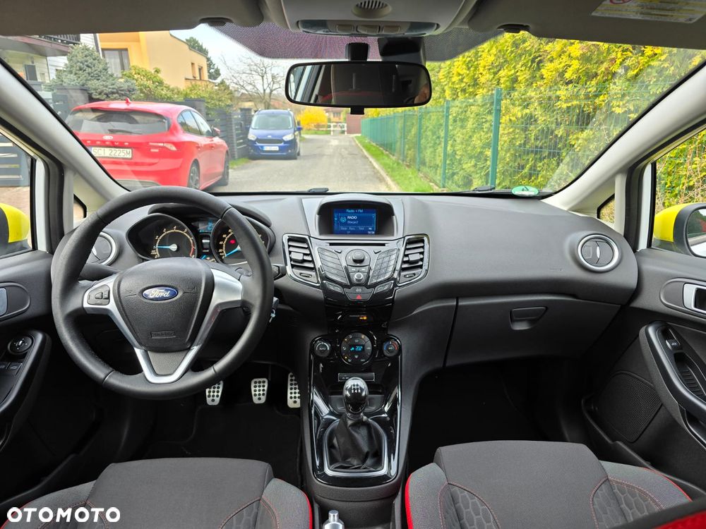Ford Fiesta 1.0 EcoBoost STart-Stop ST-LINE - 22