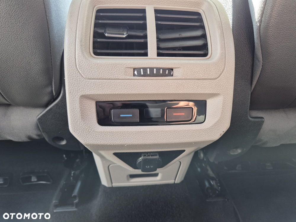 Volkswagen Touran 1.5 TSI ACT OPF Comfortline - 15