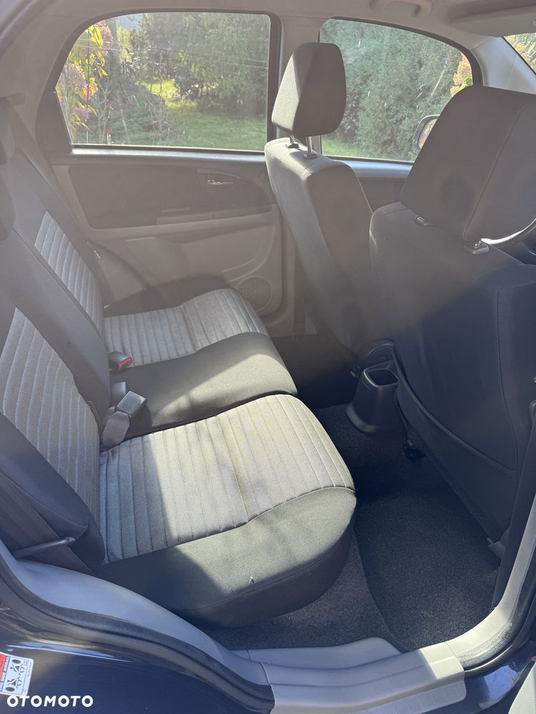 Suzuki SX4 - 19