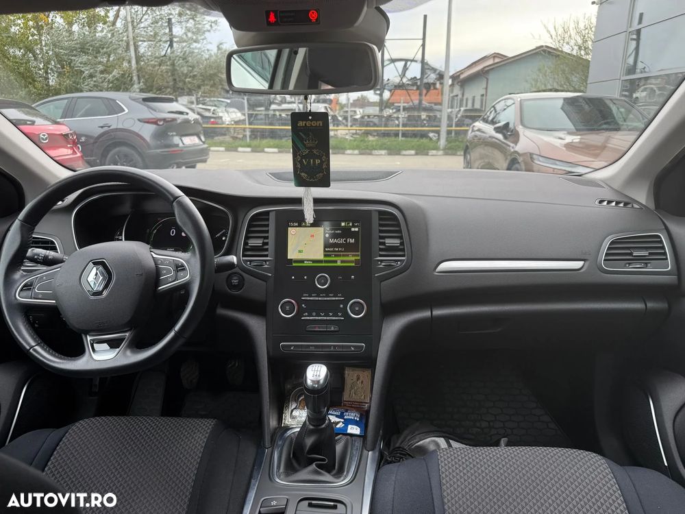 Renault Megane TCe GPF Intens - 12
