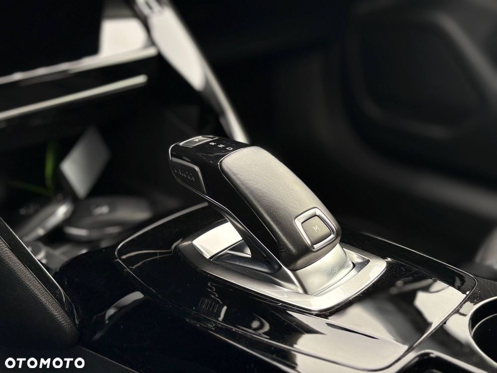 Peugeot 2008 1.2 PureTech Allure S&S EAT8 - 35