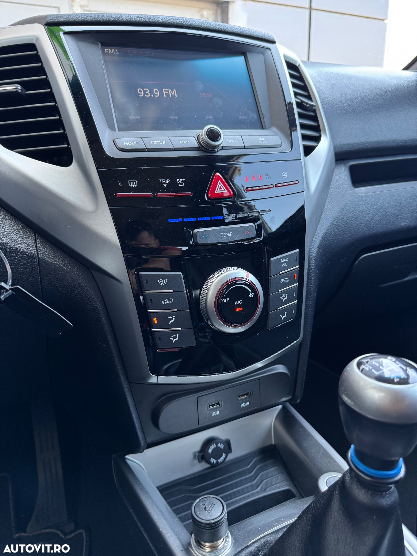 SsangYong Tivoli - 12