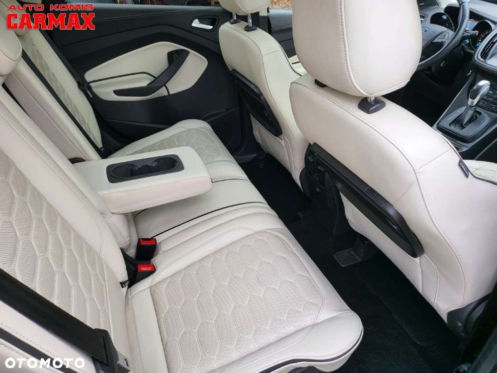 Ford Kuga 2.0 TDCi 4x4 Vignale - 36