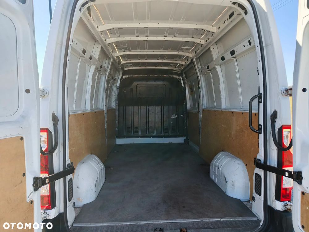 Renault Master - 24