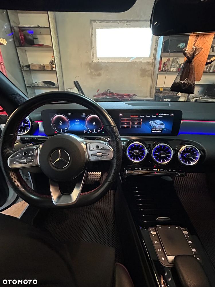 Mercedes-Benz CLA 200 d 8G-DCT - 11