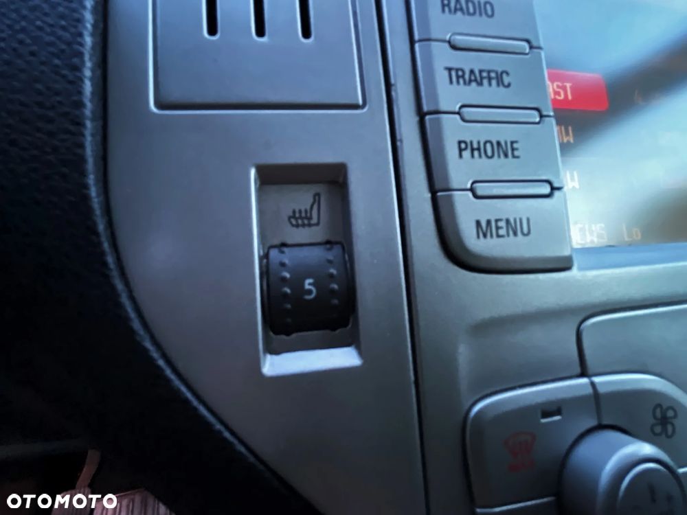 Ford Kuga 2.0 TDCi 2x4 Titanium - 7