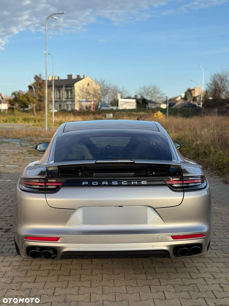Porsche Panamera Turbo - 4