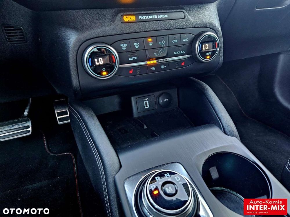 Ford Focus - 30