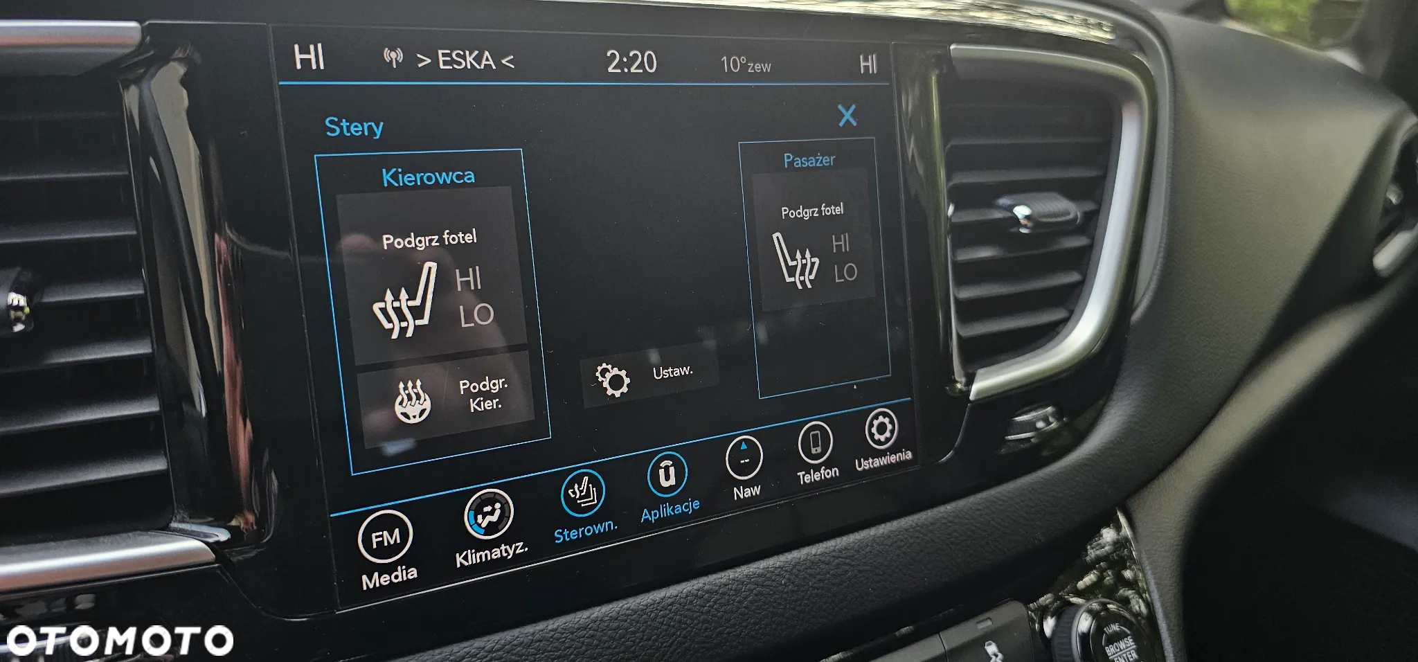Chrysler Pacifica - 23
