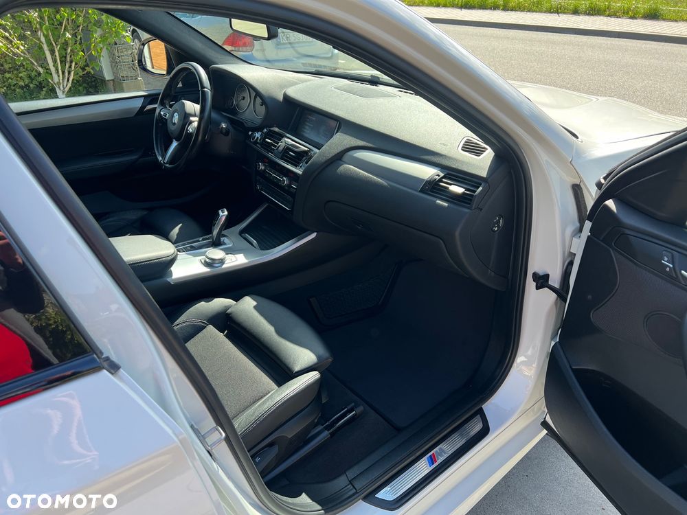 BMW X4 xDrive20i Edycja M Sport - 32
