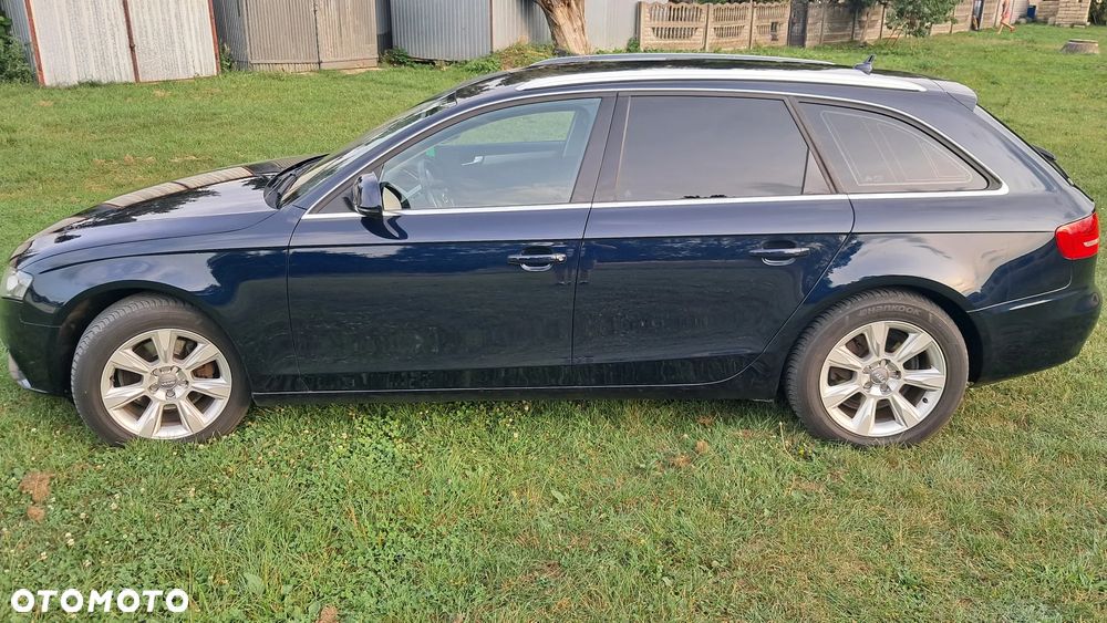 Audi A4 Avant - 5