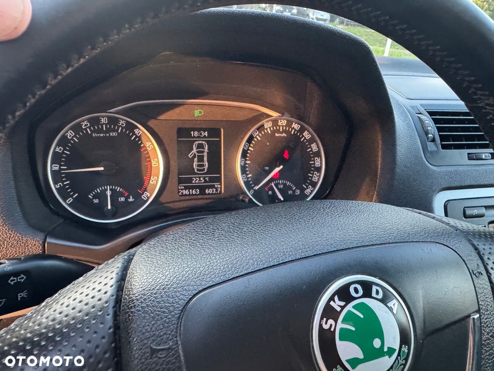 Skoda Octavia Combi 2.0 TDI DPF Scout 4x4 - 14