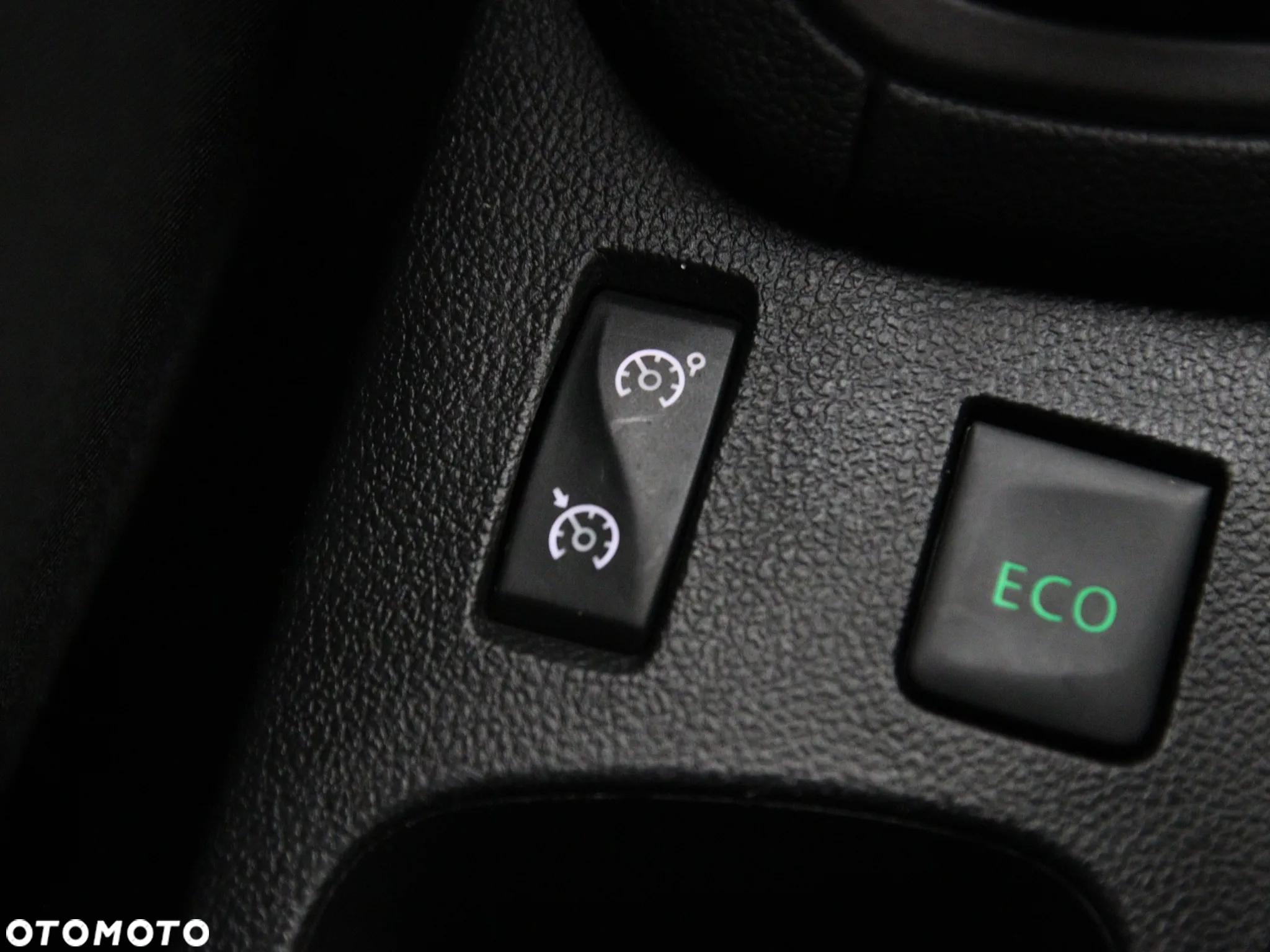 Renault Clio (Energy) dCi 90 Start & Stop LIMITED - 30