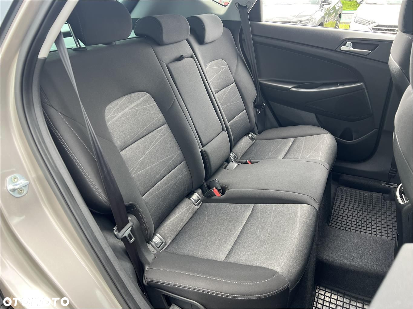 Hyundai Tucson 1.6 GDI BlueDrive Comfort 2WD - 20