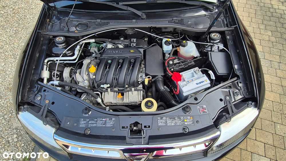 Dacia Duster 1.6 16V 4x4 Prestige - 34