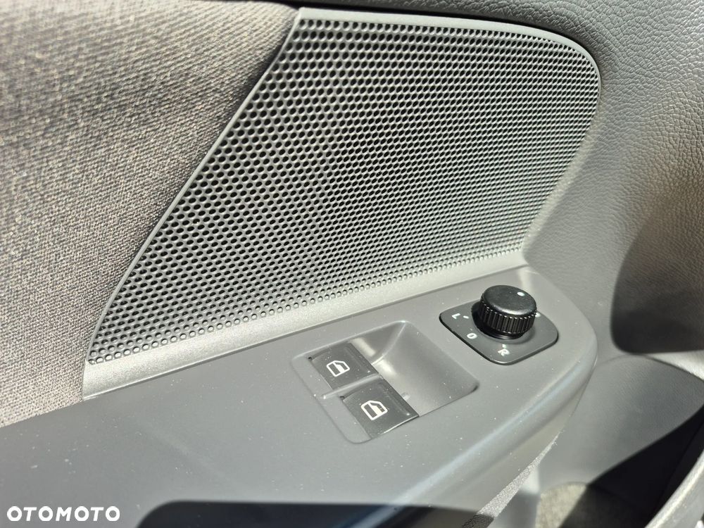 Volkswagen Golf 2.0 FSI Speed - 25