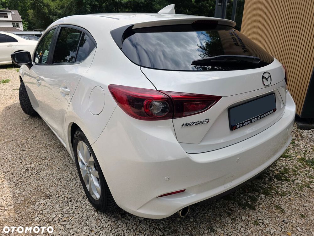 Mazda 3 - 5