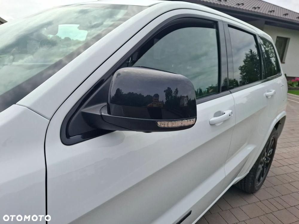 Jeep Grand Cherokee - 8