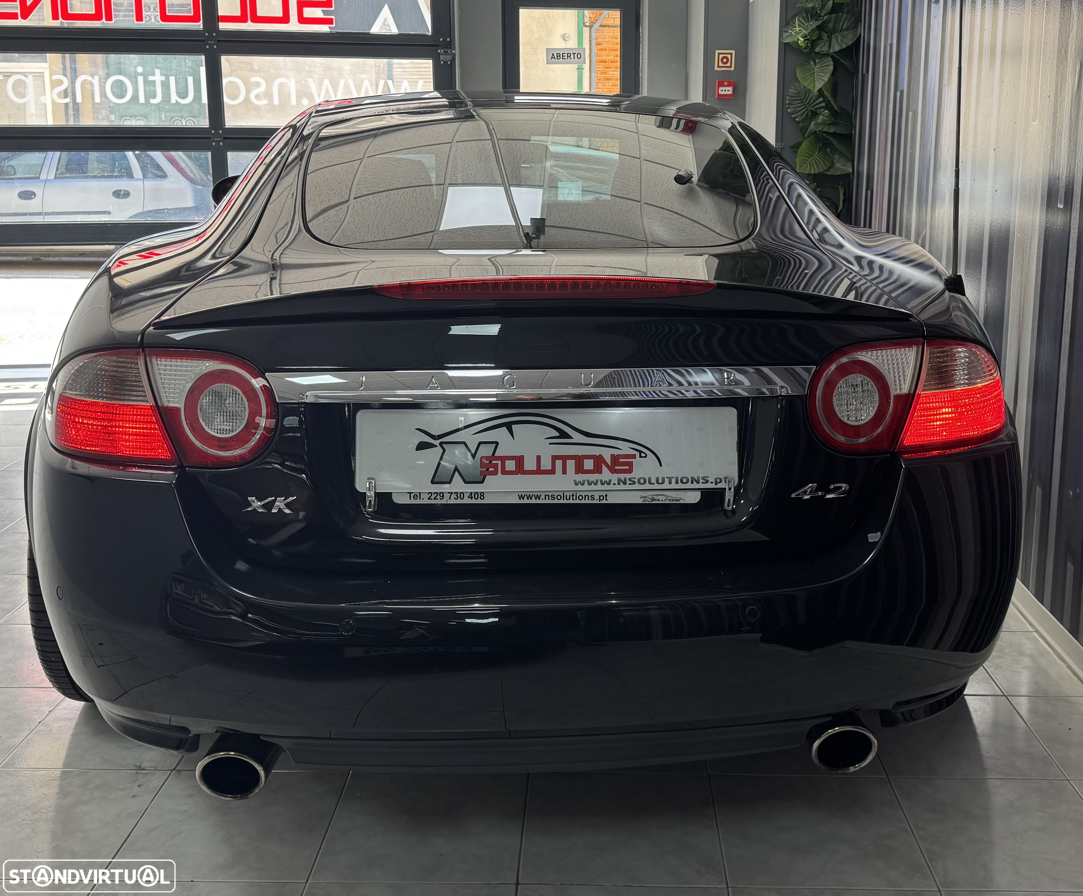 Jaguar XK 4.2 V8 Coupé - 8