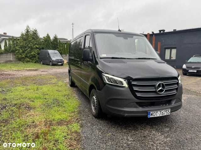 Mercedes-Benz Sprinter - 1