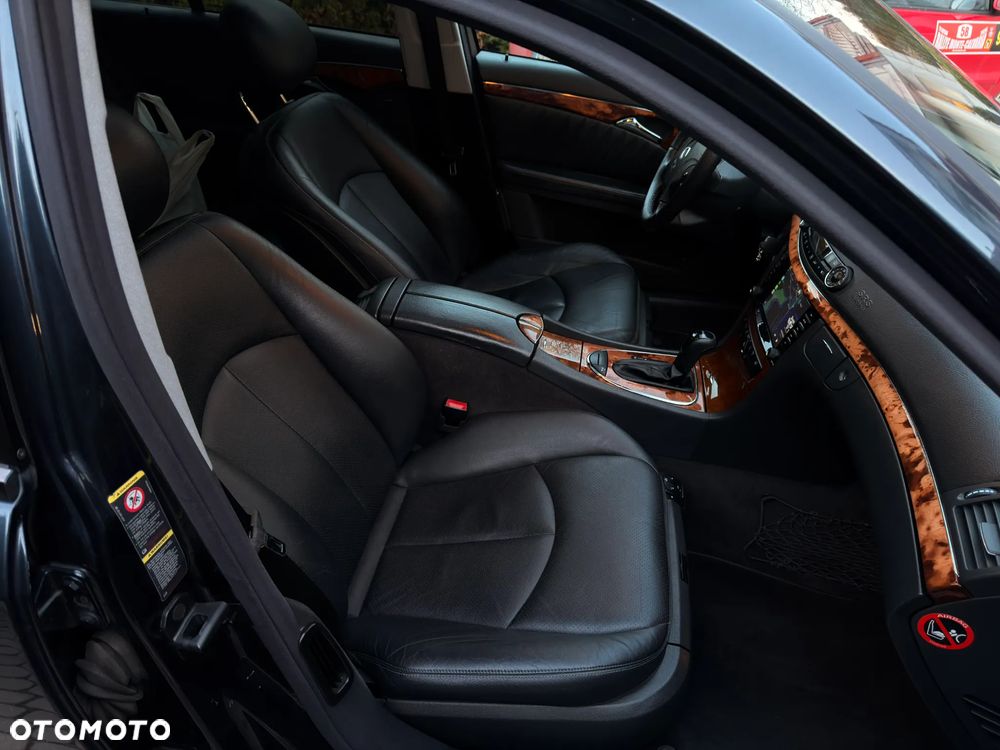 Mercedes-Benz Klasa E 320 CDI Elegance - 26