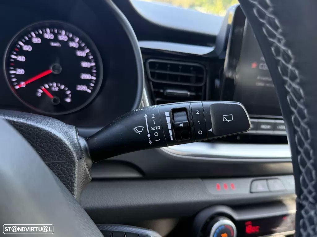 Kia Stonic 1.0 T-GDI Wave - 14