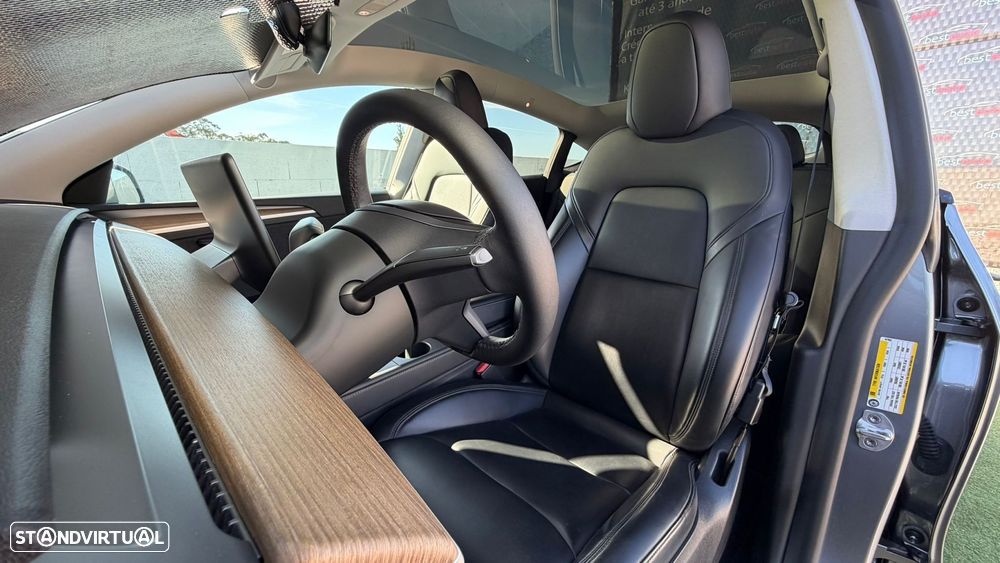 Tesla Model Y Performance Tração Integral - 20