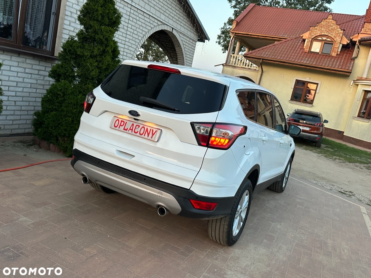 Ford Kuga - 19