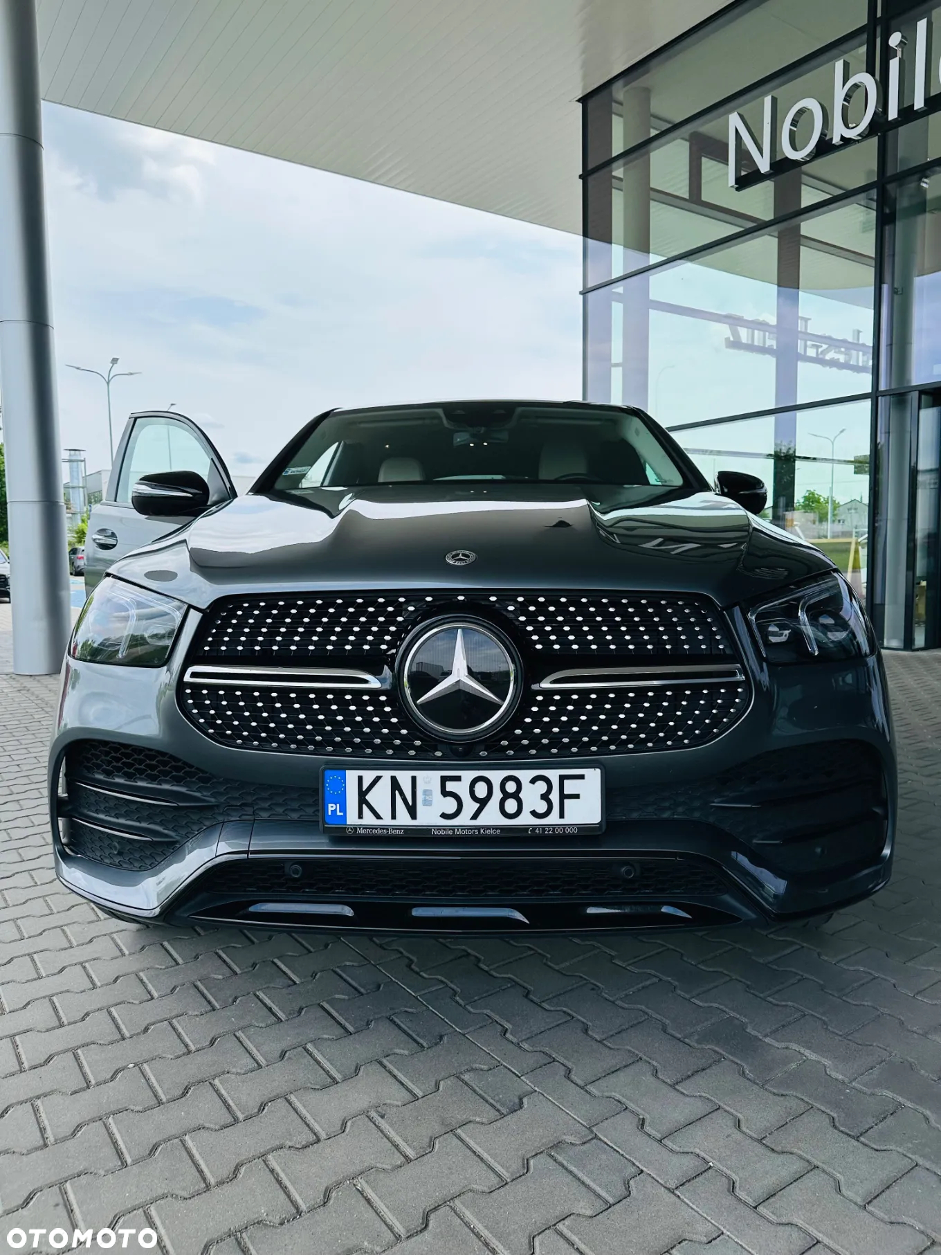 Mercedes-Benz GLE - 27