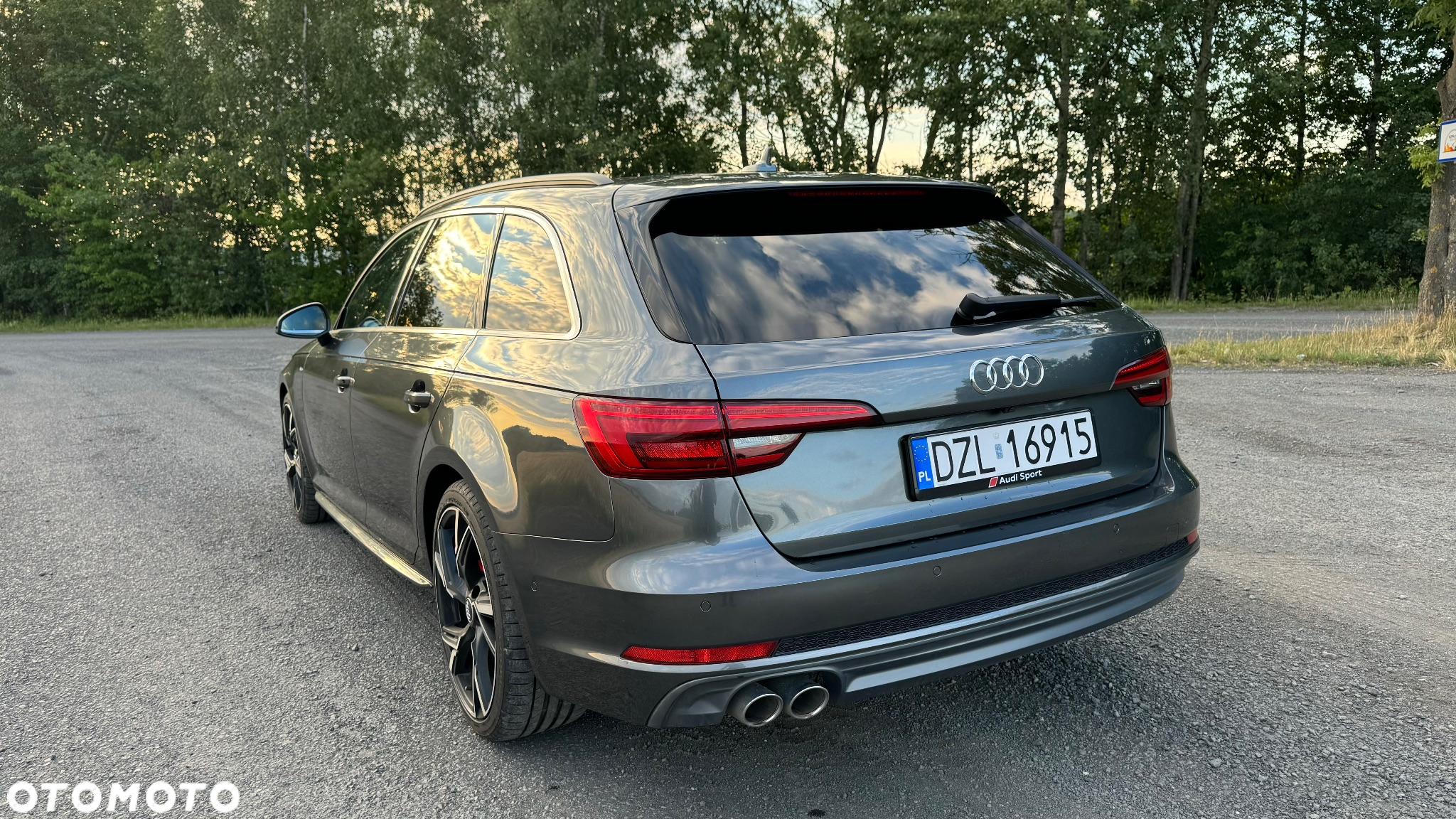 Audi A4 Avant 40 TDI S tronic S line - 5