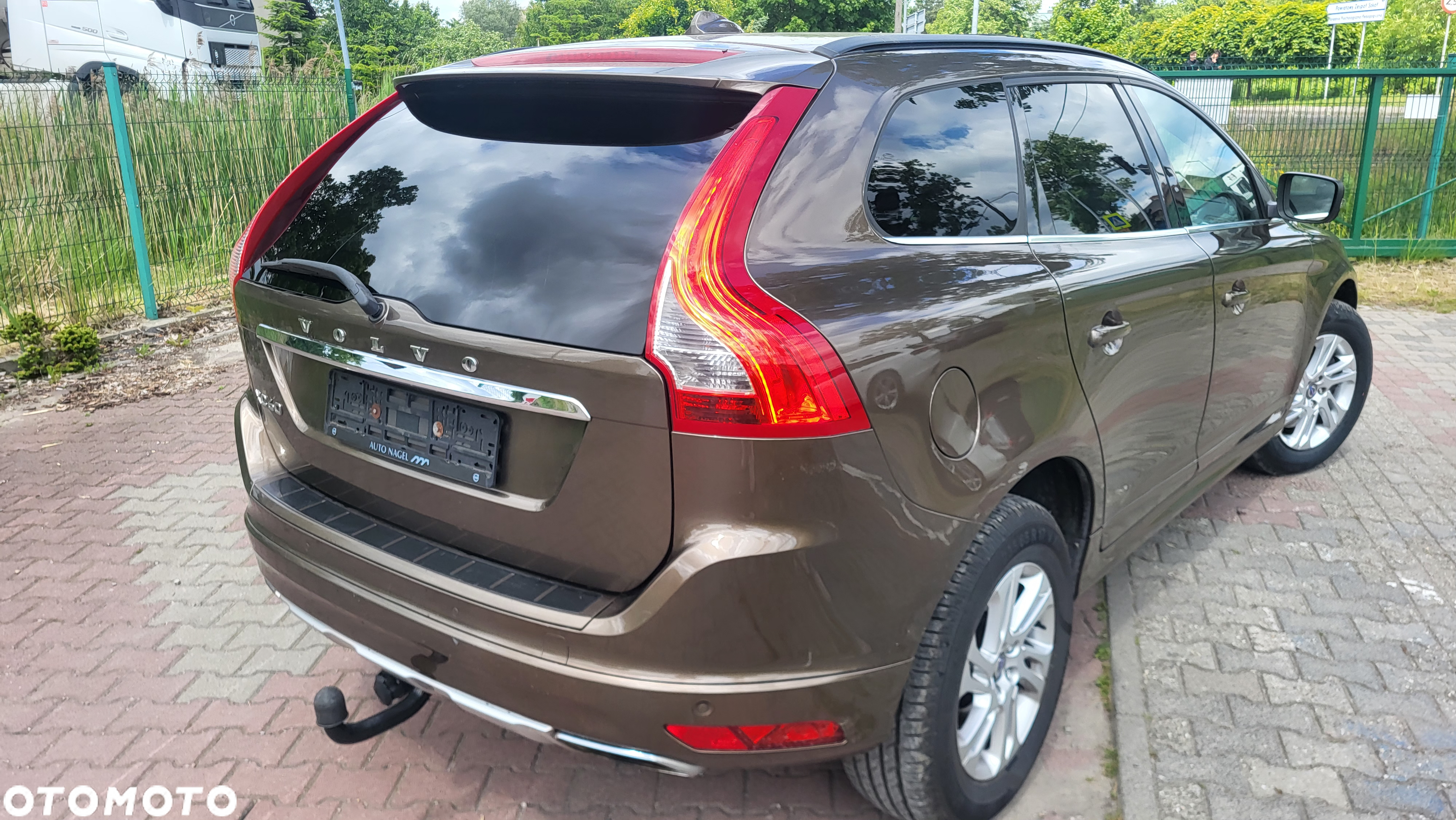 Volvo XC 60 D4 Geartronic Momentum - 32