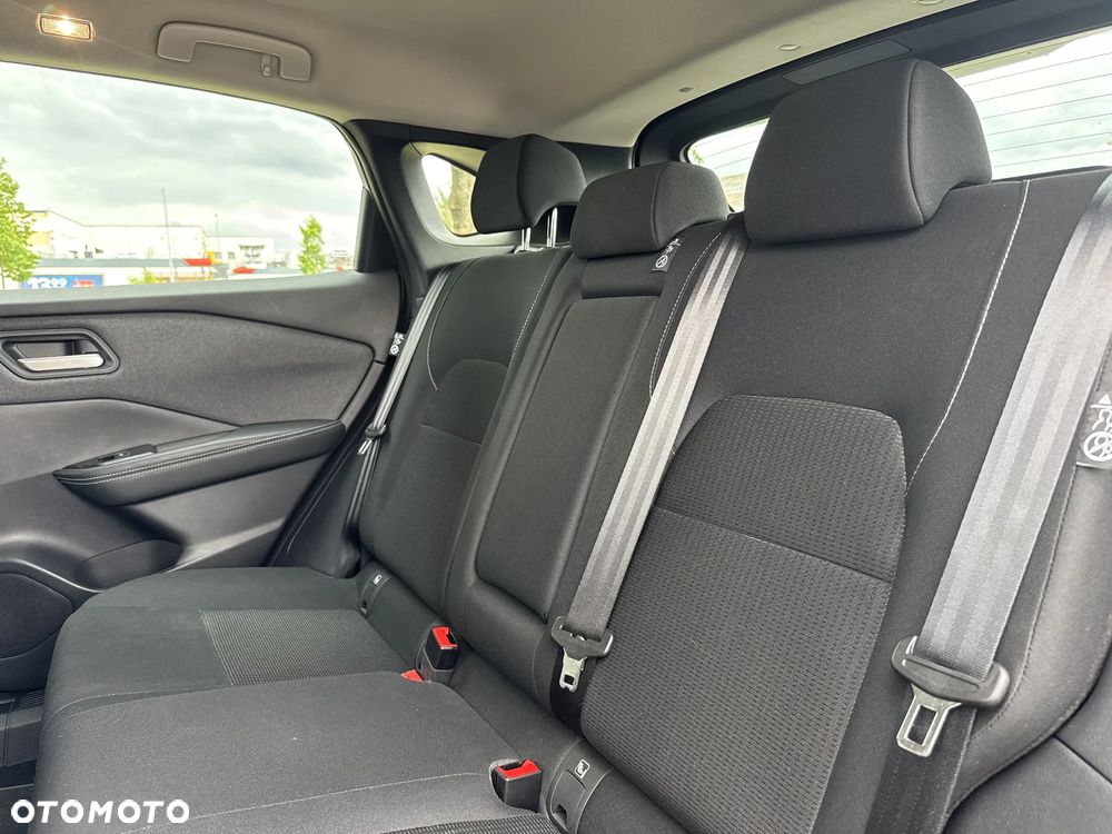 Nissan Qashqai 1.3 DIG-T MHEV Acenta Xtronic - 13