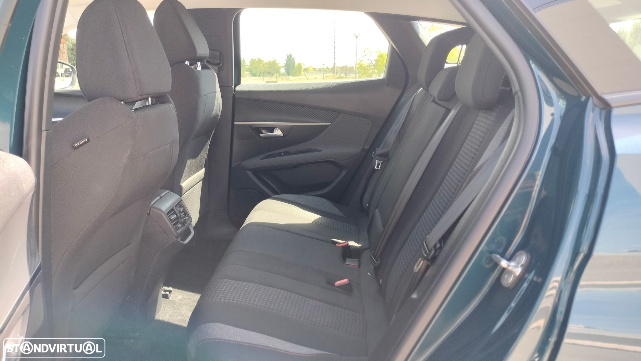 Peugeot 3008 BlueHDi 130 Stop & Start EAT8 Active - 14
